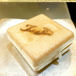 トゥ・ラ・ジョア - 白えびの昆布締めの最中