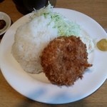 スワチカ - 「スワチカランチ (840円)」はワンプレートのメンチカツ♪