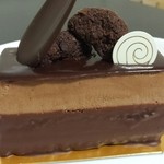 パティスリー リョーコ - フィルムをはがすと・・・