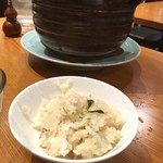 Tatsumiya - 鯛飯。釜がでかい（笑）