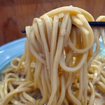 本物二郎とは微妙にずらしてある、だるま流麺（2016年2月20日）