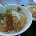 とんやん - 塩ラーメンとチャーハン