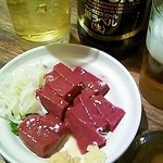関内もつ肉店 - 2016年3月：ドリンクとレバー♪