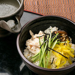 Ochazuke（boiled rice with tea）(plum/salmon)