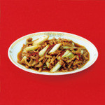 Stir-fried beef and green onions