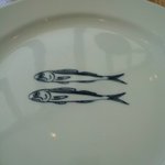 ピッツェリア&トラットリア チャオチャオ - 取り皿一枚目　お魚二匹　♪