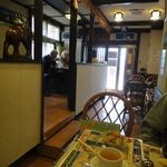 インド＆ネパール料理 エベレスト - 店内