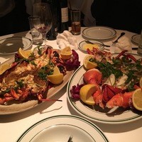 ウルフギャング・ステーキハウス 六本木 - 蒸し焼きと、オーブン調理のオマール海老