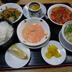 福龍飯店 - 2100円定食の一部
