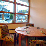 モーネ - (2016.4月)丸テーブル席。あいてる時に