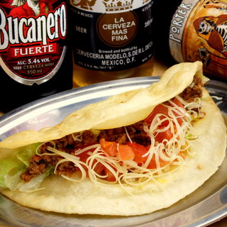 Delicious Caribbean cuisine is available, including the famous and most popular tacos ☆