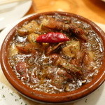 YAICHIRO - ホタルイカとマッシュルームのアヒージョ