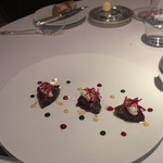 レ セゾン - ラールとビーツで仕上げた猪のゼリー寄せ