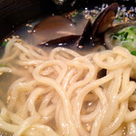 Hanamichi - 程良いコシのある モチモチの麺♪