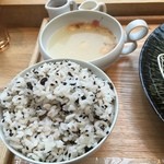 まるかつShokudo - 雑穀米＆スープ