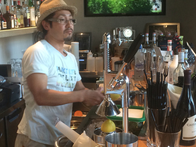 真夏の夜はトミーバハマのテラスでハッピーアワー By 愛の挨拶 閉店 トミーバハマ 銀座店 Tommy Bahama 銀座 ハワイ料理 食べログ 真夏の夜はトミーバハマのテラスでハッピーアワー By 愛の挨拶 閉店 トミーバハマ 銀座店 Tommy Bahama 銀座 ハワイ料理 食べログ