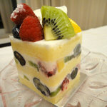 フィオレンティーナ ペストリーブティック - Fruits Short 600円