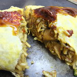 あっちゃん - 中にはたっぷりのそばめし