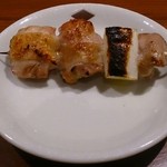 地鶏屋ごくう　華 - モモ肉ネギマ