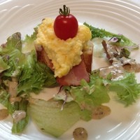 ラ プルーズ東京 - オープンサンド風にアレンジしてみました