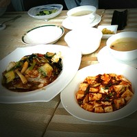 全聚徳 新宿店 - 北京ダック入り五目あんかけ丼＆麻婆豆腐