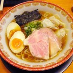 自然派ラーメン 神楽 - 神楽そば(醤油)
