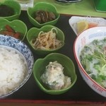昼定食<税込>850円(2016.04.07)