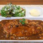 オレンチ カフェ - ランチ　オムライス　デミグラスソース