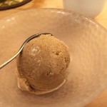 余志屋 - 黒糖シャーベット