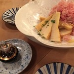 余志屋 - 焼きたけのこ