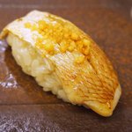 鮨 一新 - <'16/04/05撮影>一新特選コース 7560円 17品目 春子鯛(かすごだい)