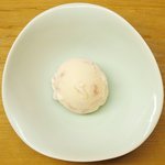 鮨 一新 - <'16/04/05撮影>一新特選コース 7560円 25品目 桜のアイス