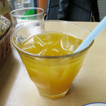 ハリ ラサイ - サービスのマンゴージュース、ありがたや