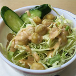 ハリ ラサイ - ランチ用サラダ ひよこ豆が美味しい