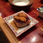 炭家 - ウニ豆腐。