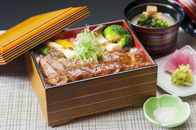 ランチメニュー 板前ライブダイニング Maiwai 旧店名 きゅいじーぬ 四季彩 安房鴨川 魚介料理 海鮮料理 食べログ ランチメニュー 板前ライブダイニング Maiwai 旧店名 きゅいじーぬ 四季彩 安房鴨川 魚介料理 海鮮料理 食べログ