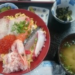 境港のさかな塾 - 海鮮丼