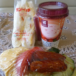 サンドイッチ専門店 ポポー - （16－03）飲み物は記事と無関係です。ポパイが映っていますが、この日はブレ？評価無し。毎回手作り感満載のサンドです。