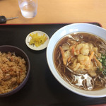 めん処 村上家 - 鶏ご飯かき揚げ天ぷらセット そば 750円