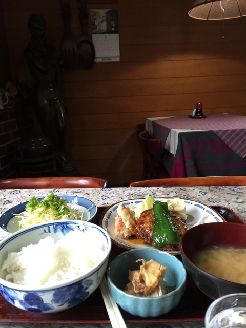 キッチンフライパンじゃぐ - 花巻（食堂）の写真