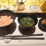 和 こじま - 桜海老のご飯と漬物、味噌汁