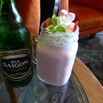 Lamenda Saigon Cafe & Restaurant - 