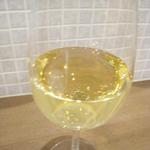 トラットリア ダ コヴィーノ - グラス・白　￥600