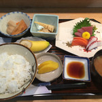 Shunsaishubou Goroza - 刺身定食750円税込