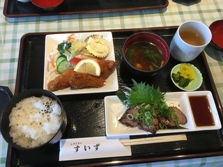 レストランすいず - 牛たたき亭食972円(税込)カキフライ選択