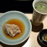 博多華味鳥 - スープと鶏