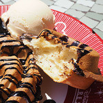 グレートアメリカン・ワッフルカンパニー - チョコレートワッフル＋バニラアイスクリーム