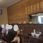 香味屋 - カウンター席の様子です