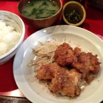 けい - チキンガーリック焼定食（800円）