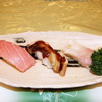魚文 - 地中海産本マグロのお寿司　とろけます